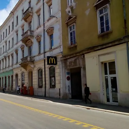 Dejan Apartment-top Centar Lejlighed