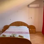 Dejan *